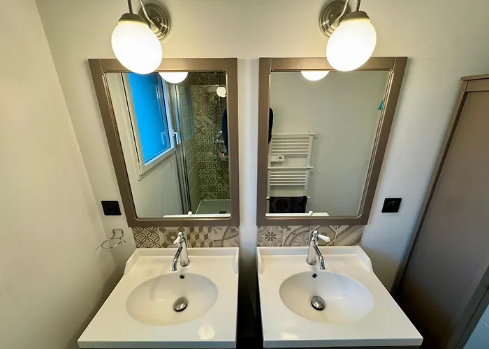 Villa Napoléni - Maison - Calme - Jardin - Parking *